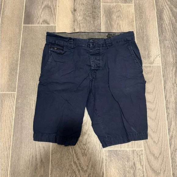 Large Lot of Men’s Diesel Jeans (Used)